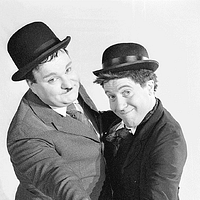 Dick_und_Doof_Doubles_Laurel_and-Hardy_Lookalikes-1.png